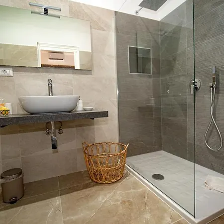 Barone Bed & Breakfast 3*