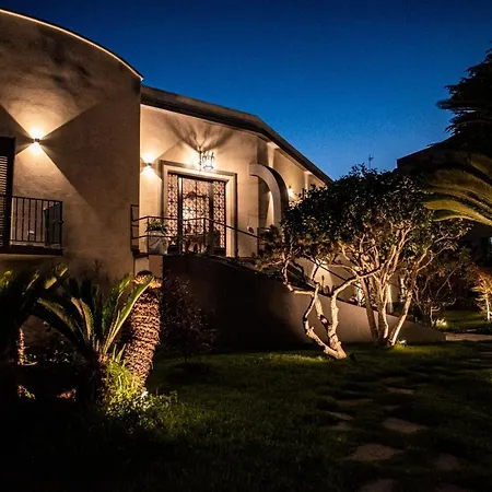 Barone Bed & Breakfast 3*